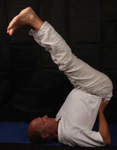 Halber Schulterstand, Viparita Karani Mudra Halber Schulterstand, Viparita Karani Mudra